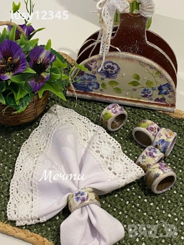 Комплект шест пръстени за салфетки с теменужки! 💜💚💜, снимка 3 - Прибори за хранене, готвене и сервиране - 53196387