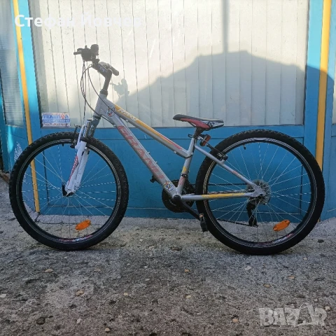 Продавам алуминиев велосипед 26"