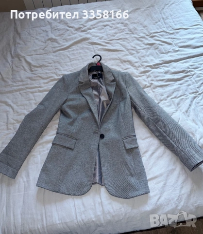 Чисто нов блейзър stradivarius, снимка 3 - Сака - 53975030