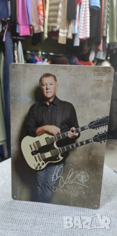 Alex Lifeson -Gibson EDS-1275 Doubleneck-метална табела(плакет), снимка 2 - Китари - 54090601