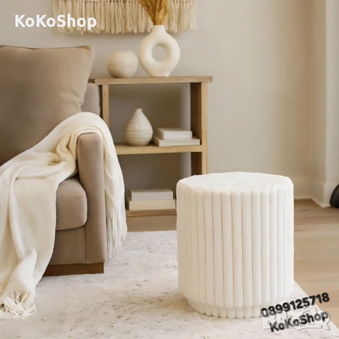 Бяла табуретка-36х43 см./мека табуретка/бял пуф