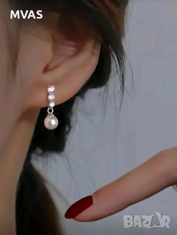 Нови обеци перли с блестящи кристалчета, снимка 2 - Обеци - 52849881