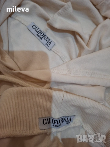 Дамски спортен комплект, снимка 5 - Спортни екипи - 53053202