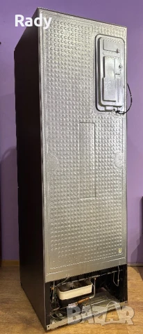 Хладилник с долен фризер Samsung, диспенсър и инверторен компресор, снимка 3 - Хладилници - 50686656