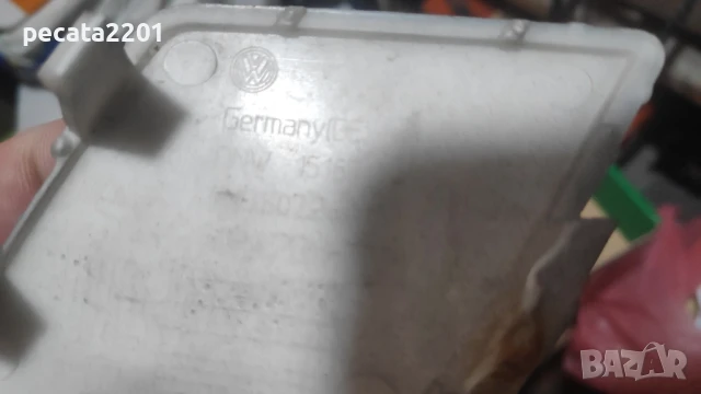 Продавам - оригинална капачка теглич предна броня за Vw Tiguan 2008-2016 г., снимка 3 - Части - 51306995