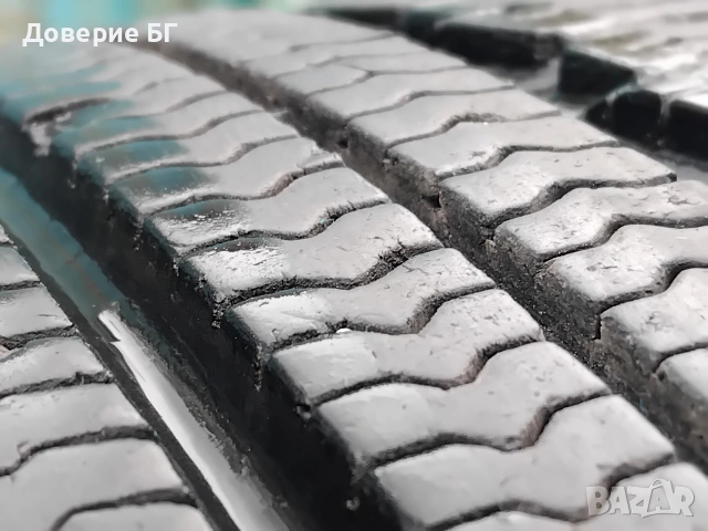 Бусови гуми 205 70 15 С Ц Нокиан Nokian 2 броя - нов внос. Не са нови! 