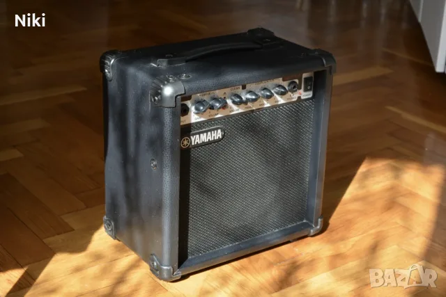 Yamaha GA-15 Усилвател 15W