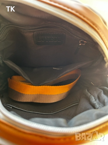 Продавам нова дамска чанта тип раница, снимка 3 - Чанти - 51945951