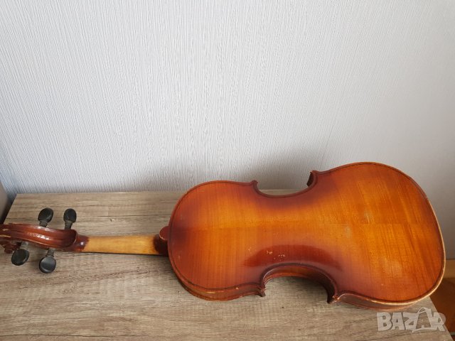 Стара цигулка по модел на Амати 1944г, снимка 5 - Струнни инструменти - 30375487