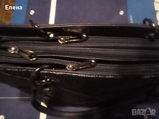 Дамска чанта, снимка 2 - Чанти - 38464280