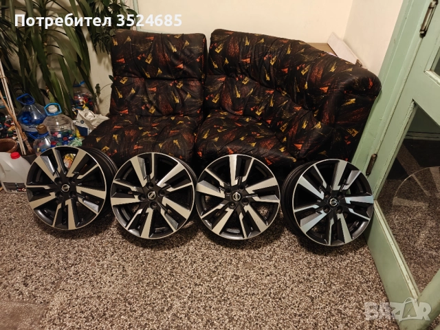 4 броя оригинални джанти на Нисан стават и за Рено Клио.