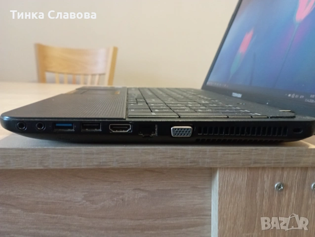 Продавам лаптоп Toshiba , снимка 3 - Лаптопи за дома - 54177024