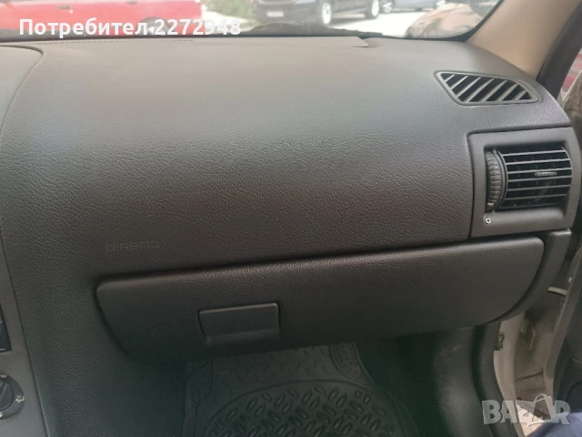 Опел Астра Газ Бензин на 42 000 км, снимка 13 - Автомобили и джипове - 51313388