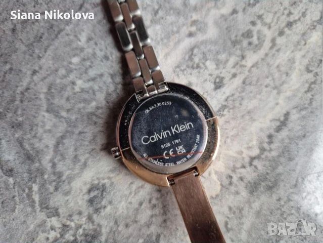 Calvin Klein ръчен часовник оригинал, снимка 3 - Дамски - 50679608