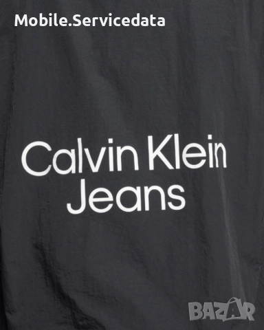 Calvin Klein Jeans Stacked Logo Windbreaker, снимка 5 - Суичъри - 52794296