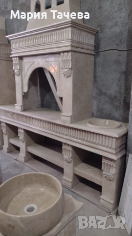 Барбекю с мивка от топъл травертин