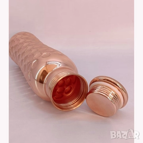 Нова медна бутилка, Голям капацитет от 1 литър, 100% чист мед, Diamond pattern дизайнн, С капачка, снимка 6 - Буркани, бутилки и капачки - 51545078