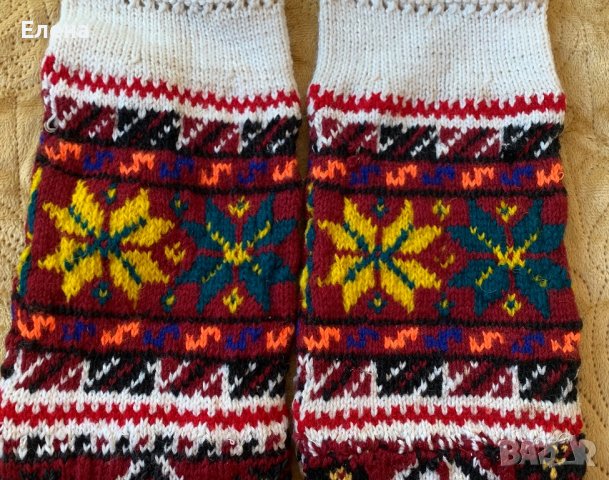 Автентични ръчно плетени, вълнени чорапи и детски машинно плетени за носия, снимка 4 - Антикварни и старинни предмети - 39165549
