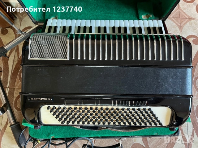 Електрически Акордеон HOHNER 120 баса, снимка 3 - Акордеони - 51921281