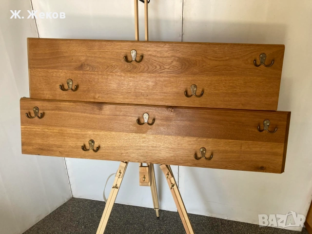 Закачалка за стена