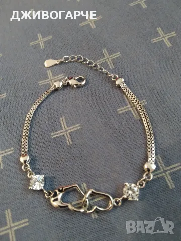 Нова, сребърна гривна. Поставена в кутия лукс