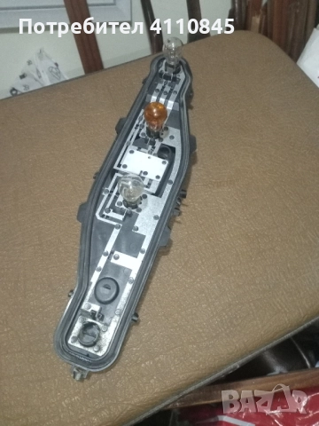 Държач платка на крушки за заден стоп на Дачия лоджи-десен.