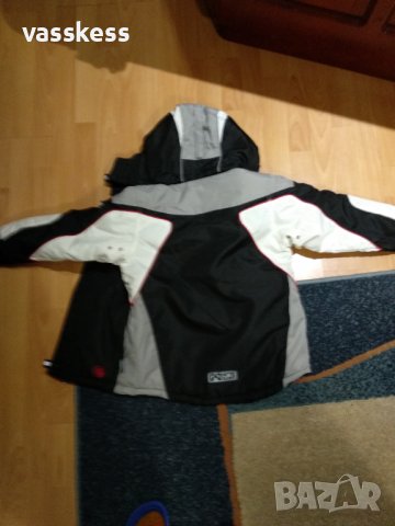 Детско ски / сноуборд яке, снимка 2 - Детски якета и елеци - 39490978