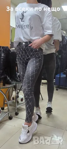 Дамски меки и еластични дънки с апликация от канъчета , снимка 5 - Дънки - 48351275