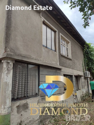 Двуетажна къща в град Харманли, снимка 2 - Къщи - 54225568