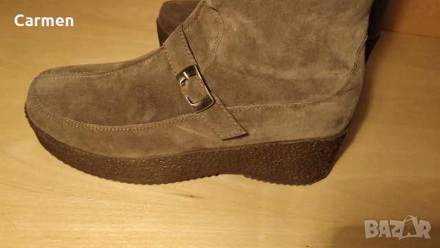 Италиански дамски ботуши от велур, снимка 10 - Дамски ботуши - 31280544