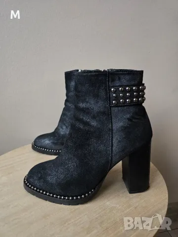 Уникални боти на GiAnni на ток от естествен материал с капси 