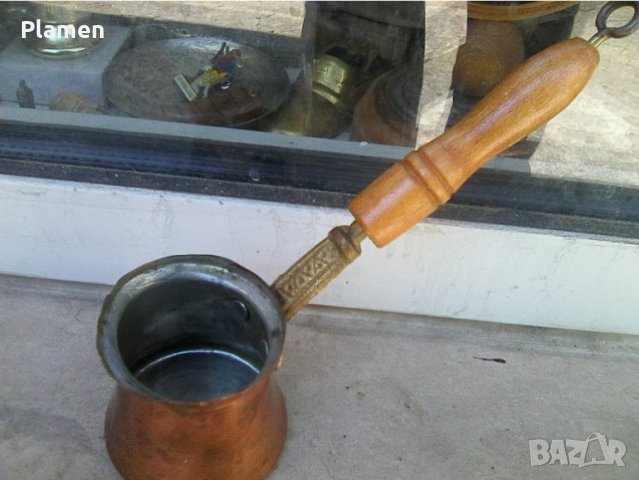 Малко медно калайдисано джезве с дървена дръжка, снимка 1