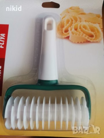  Уред Нож Валяк ролер за рязане тесто паста нудълс юфка къдрави ленти, снимка 2 - Аксесоари за кухня - 28663991