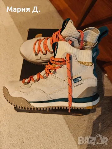 The North Face Back-To-Berkeley III Sport Waterproof