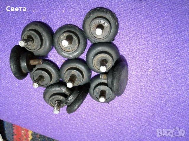 Мебелни крачета