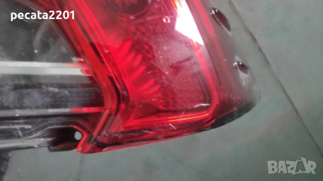 Продавам - оригинален десен стоп за Тойота Корола 2022 г., снимка 2 - Части - 51780122