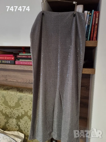 Нова пола Pull & bear ХЛ, снимка 5 - Поли - 54228695