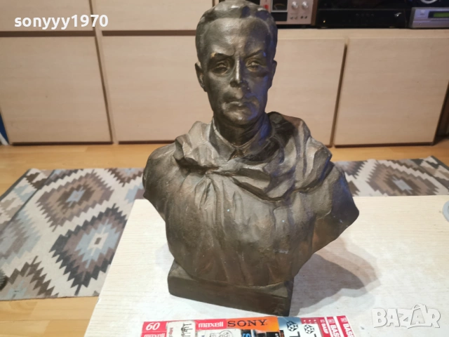 БЮСТ 35Х30Х16СМ 1803260843LCHERY1