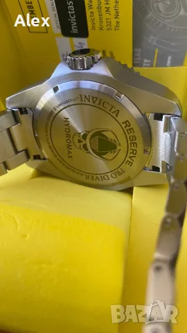 Продавам INVICTA Reserve Hydromax GMT, снимка 8 - Мъжки - 48021633