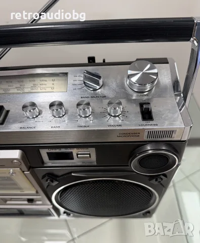 🔈Ретро колекционерски радиокасетофон Hitachi TRK-8180E Boombox🔈, снимка 5 - Радиокасетофони, транзистори - 55788024