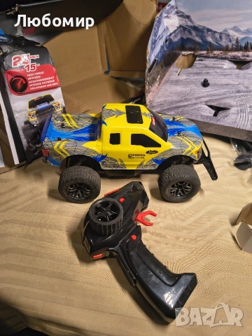 Carrera RC Ford F-150 Raptor I Камион с дистанционно управление възрастни 1:18 25 км, снимка 5 - Коли, камиони, мотори, писти - 53295327