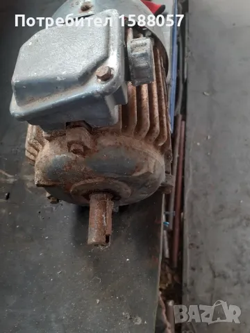 продавам работеш  Ел двигател  тривазен, снимка 2 - Електродвигатели - 49581677