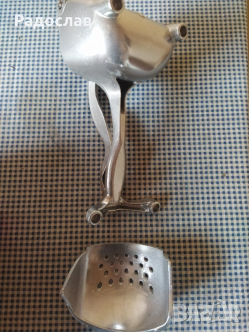 Fruit Press ръчна сокоизтисквачка , снимка 4 - Сокоизстисквачки и цитрус преси - 53282577