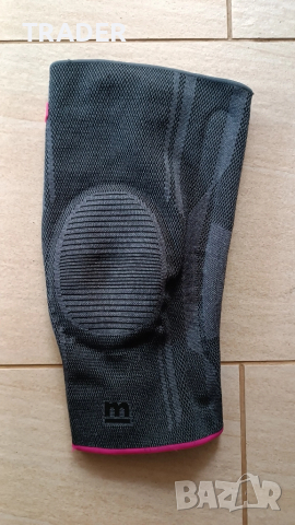 Подсилена ортеза наколенка за коляно – Genumedi by MEDI Knee support , снимка 17 - Спортна екипировка - 43877047
