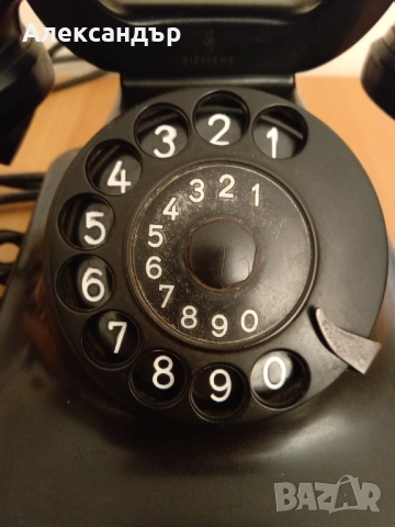 Бакелитов телефон SIEMENS, снимка 2 - Антикварни и старинни предмети - 53136196