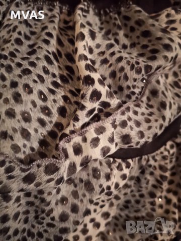 Рокля за момиче XS с волани, снимка 4 - Детски рокли и поли - 31893577