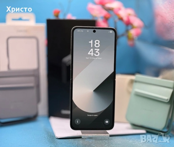 ГАРАНЦИОНЕН!!! Samsung Galaxy Z Flip6, 12GB RAM, 256GB, 5G, Silver Shadow , снимка 2 - Samsung - 53943803