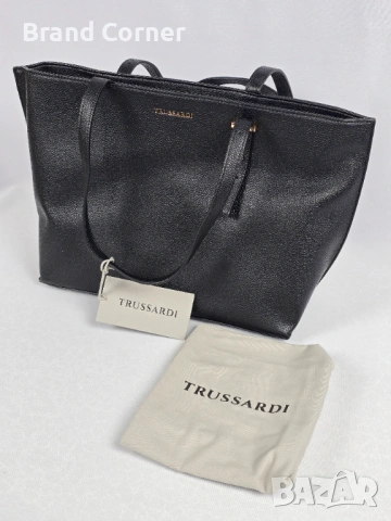 🇮🇹 Италианска класа! Нови чанти и раници Trussardi – Разнообразие от модели, снимка 6 - Чанти - 54276446