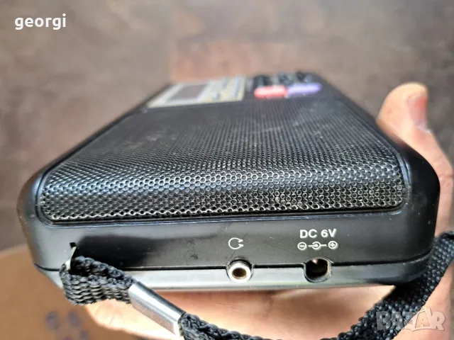 преносим радио транзистор с часовник и аларма 4/4, снимка 6 - Радиокасетофони, транзистори - 49040262