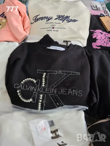 Дамски блузи и тениски , снимка 14 - Блузи с дълъг ръкав и пуловери - 48243263